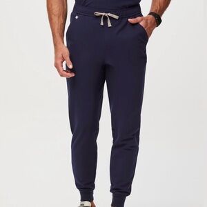 FIGS Men's Tansen Joggers Scrub Pants in Navy Size Medium Tall